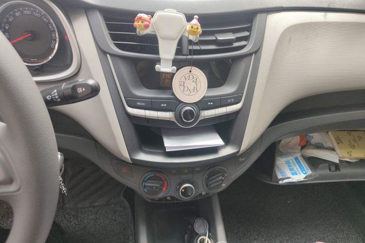 Used Chevrolet Sail 2018 Sail 3 1.3L AMT Ideal Edition Audio And AC Panel