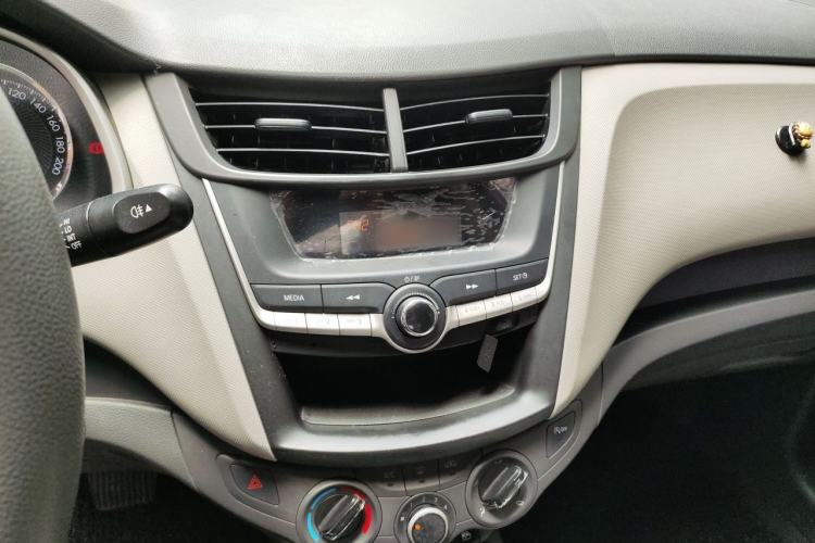 Used Chevrolet Sail 2018 Sail 3 1.3L AMT Ideal Edition Audio And AC Panel