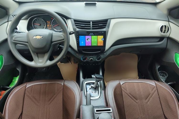Used Chevrolet Sail 2018 Sail 3 1.3L AMT Ideal Edition Center Console