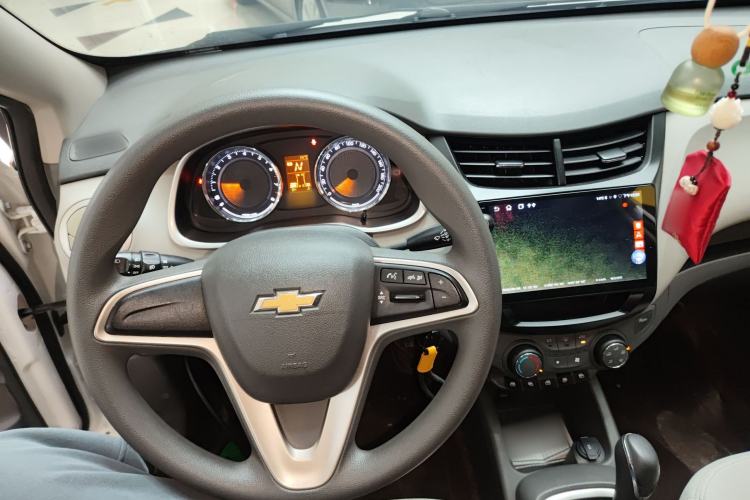 Used Chevrolet Sail 2018 Sail 3 1.5L AMT Happiness Sunroof Edition Center Console
