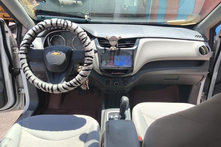 Used Chevrolet Sail 2018 Sail 3 1.3L AMT Ideal Edition Center Console