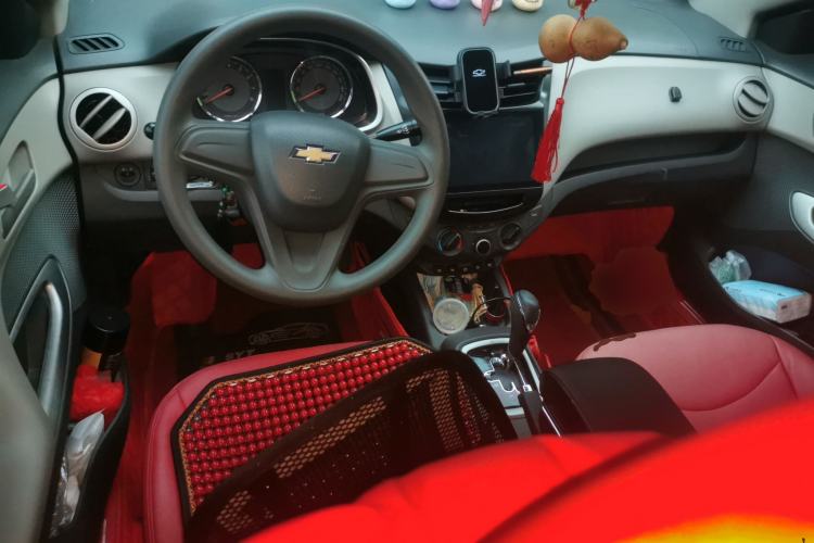 Used Chevrolet Sail 2018 Sail 3 1.3L AMT Ideal Edition Center Console