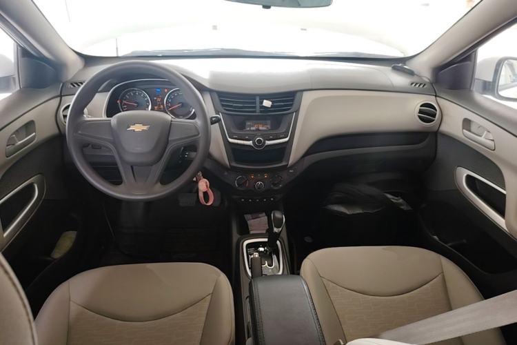 Used Chevrolet Sail 2018 Sail 3 1.3L AMT Ideal Edition Center Console