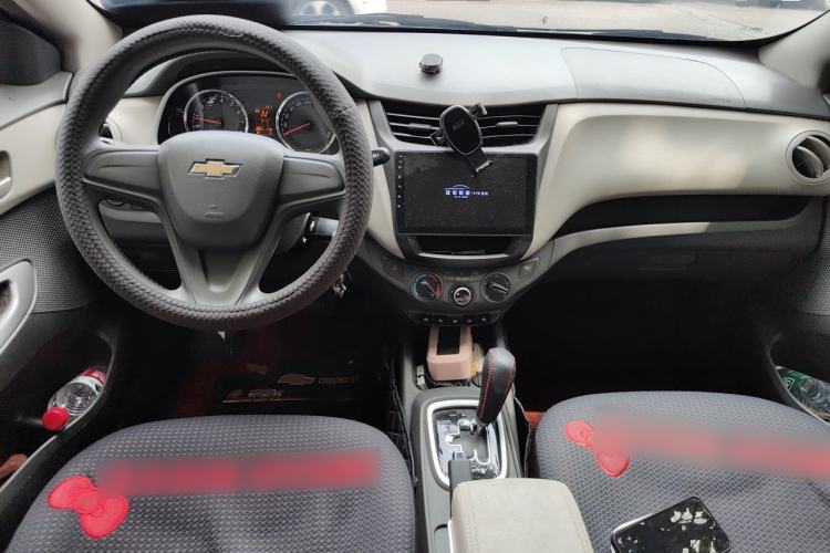 Used Chevrolet Sail 2018 Sail 3 1.3L AMT Ideal Edition Center Console