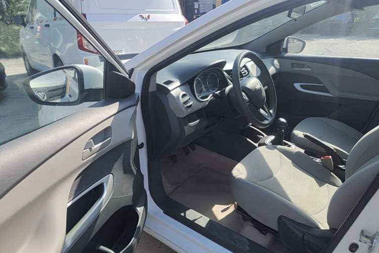 Used Chevrolet Sail 2018 Sail 3 1.3L Manual Comfort Sunroof Edition Driver Seat