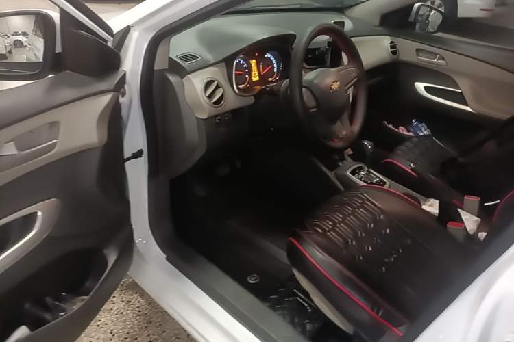 Used Chevrolet Sail 2018 Sail 3 1.3L AMT Ideal Edition Driver Seat