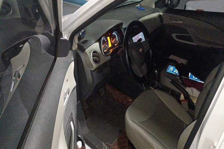 Used Chevrolet Sail 2018 Sail 3 1.3L AMT Ideal Edition Driver Seat