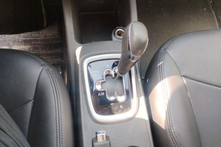 Used Chevrolet Sail 2018 Sail 3 1.3L AMT Ideal Edition Gear Lever