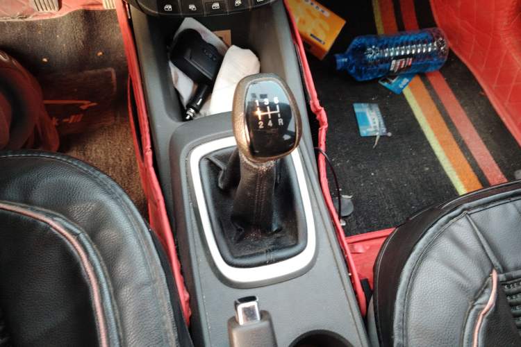 Used Chevrolet Sail 2018 Sail 3 1.5L Manual with Ideal Sunroof Edition Gear Lever
