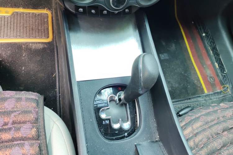 Used Chevrolet Sail 2018 Sail 3 1.3L AMT Ideal Edition Gear Lever