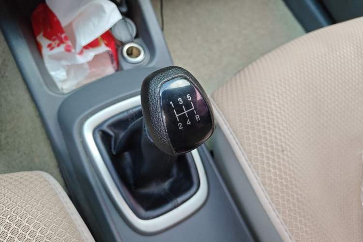 Used Chevrolet Sail 2018 Sail 3 1.5L Manual with Ideal Sunroof Edition Gear Lever