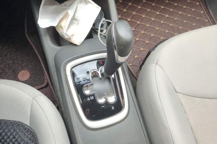 Used Chevrolet Sail 2018 Sail 3 1.3L AMT Ideal Edition Gear Lever