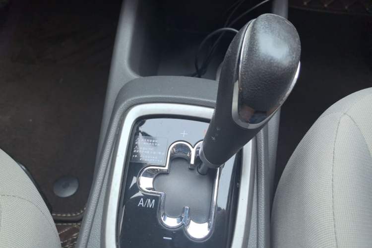 Used Chevrolet Sail 2018 Sail 3 1.3L AMT Ideal Edition Gear Lever