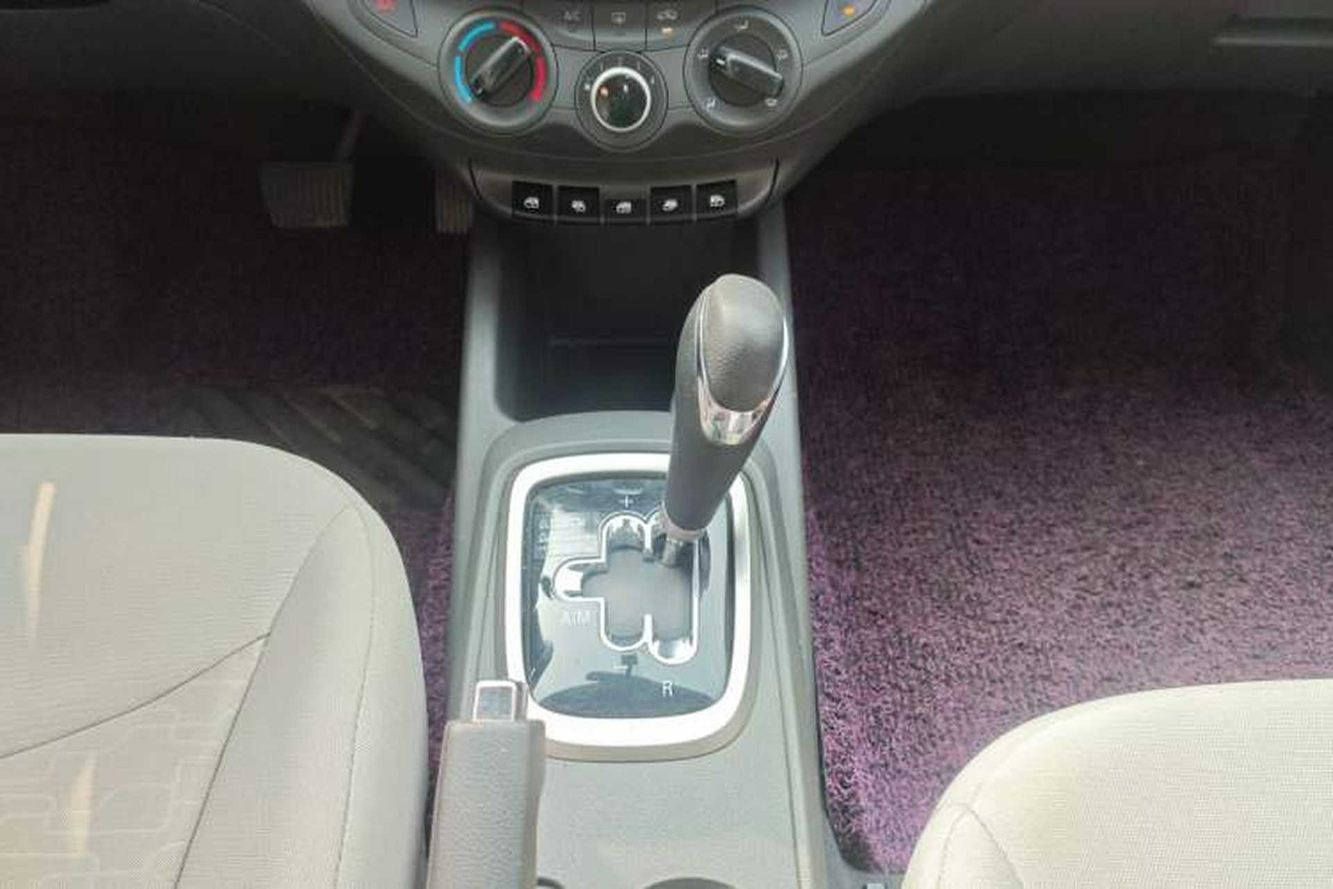 Used Chevrolet Sail 2018 Sail 3 1.3L AMT Ideal Edition Gear Lever