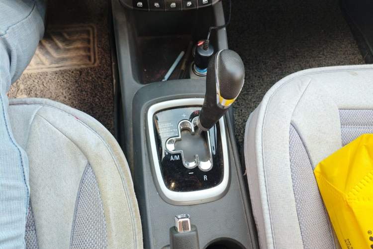 Used Chevrolet Sail 2018 Sail 3 1.3L AMT Ideal Edition Gear Lever