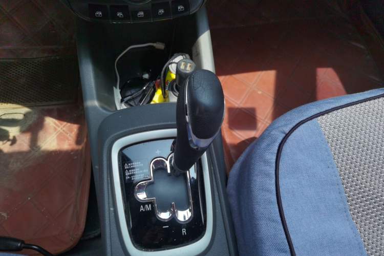 Used Chevrolet Sail 2018 Sail 3 1.3L AMT Ideal Edition Gear Lever