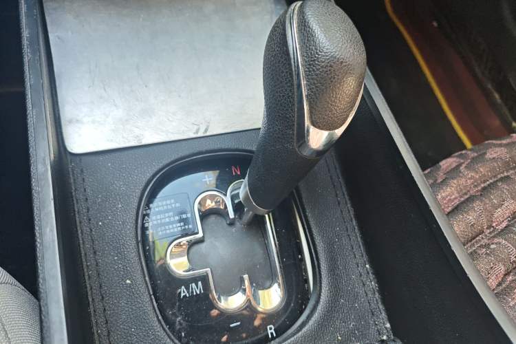 Used Chevrolet Sail 2018 Sail 3 1.3L AMT Ideal Edition Gear Lever