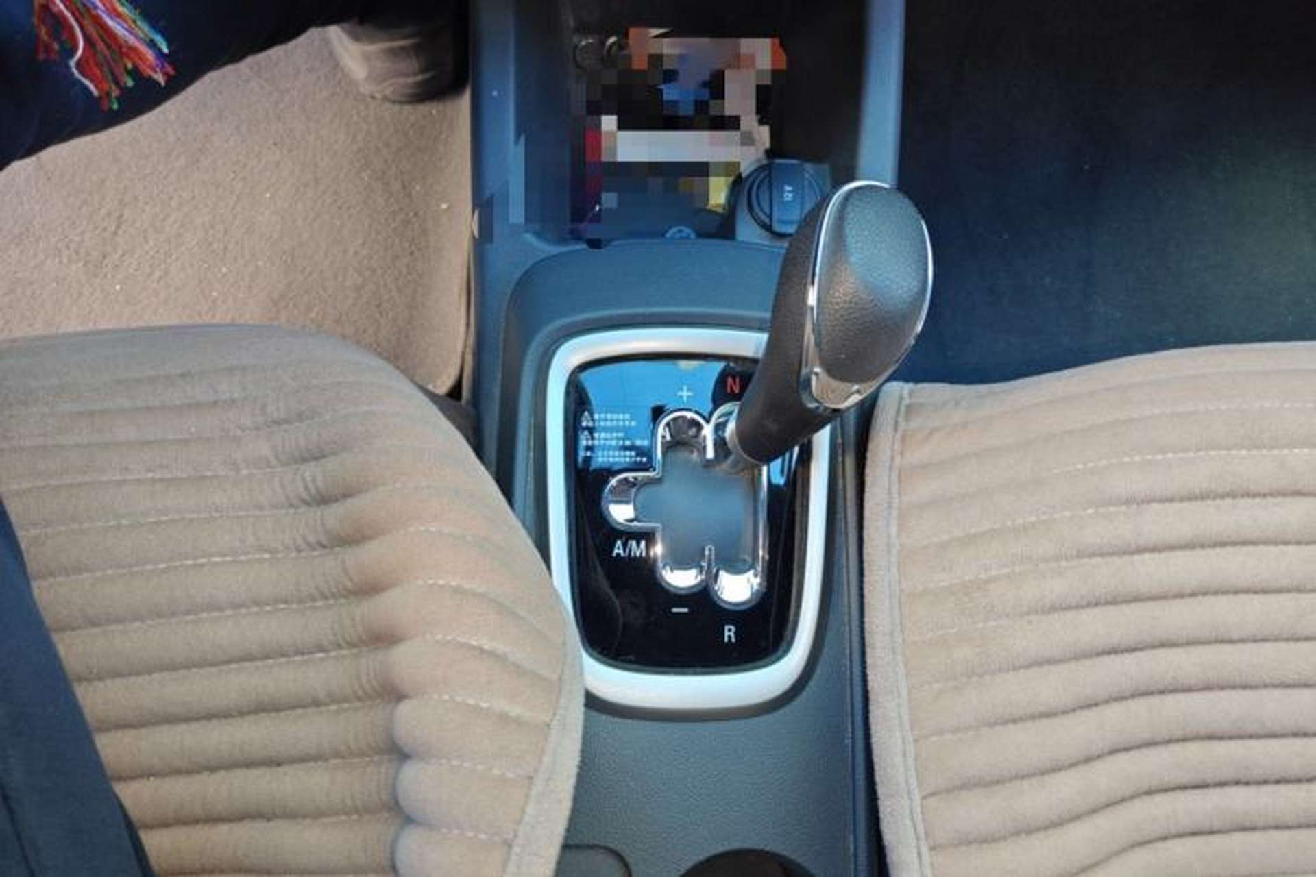 Used Chevrolet Sail 2018 Sail 3 1.3L AMT Ideal Edition Gear Lever