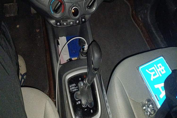 Used Chevrolet Sail 2018 Sail 3 1.3L AMT Ideal Edition Gear Lever