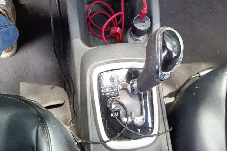 Used Chevrolet Sail 2018 Sail 3 1.3L AMT Ideal Edition Gear Lever