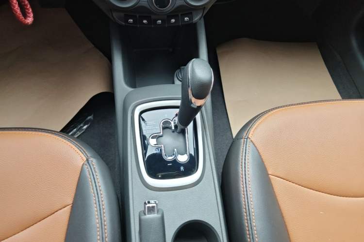 Used Chevrolet Sail 2018 Sail 3 1.3L AMT Ideal Edition Gear Lever