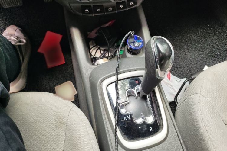 Used Chevrolet Sail 2018 Sail 3 1.3L AMT Ideal Edition Gear Lever