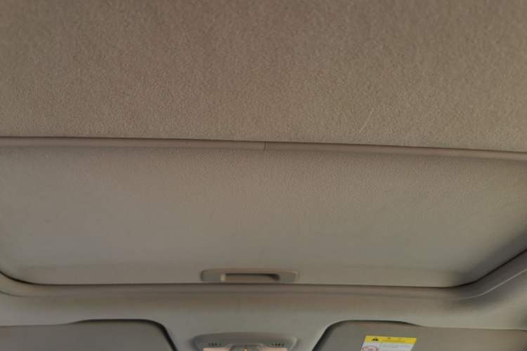 Used Chevrolet Sail 2018 Sail 3 1.5L AMT Happiness Sunroof Edition Headliner