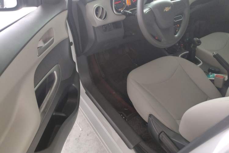 Used Chevrolet Sail 2018 Sail 3 1.3L Manual Comfort Sunroof Edition Interior 3