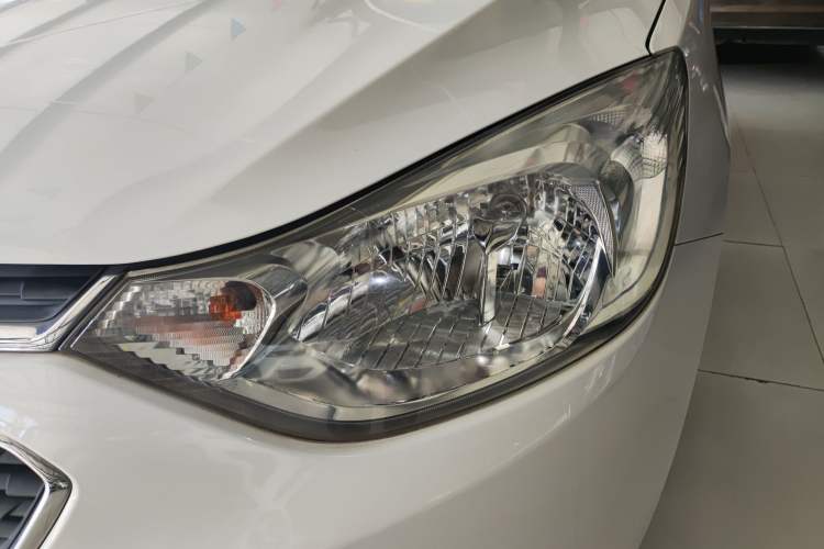 Used Chevrolet Sail 2018 Sail 3 1.3L Manual Comfort Sunroof Edition Left Front Headlight
