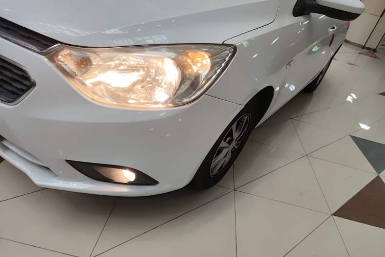 Used Chevrolet Sail 2018 Sail 3 1.5L AMT Happiness Sunroof Edition Left Front Headlight