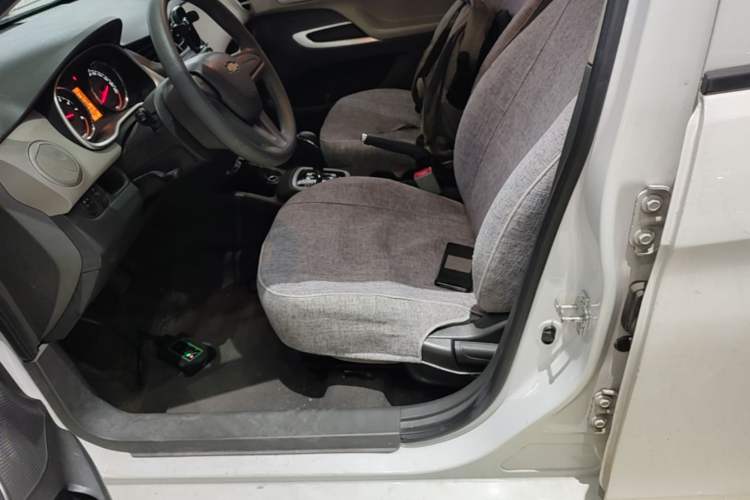 Used Chevrolet Sail 2018 Sail 3 1.3L AMT Ideal Edition Left Front Seat