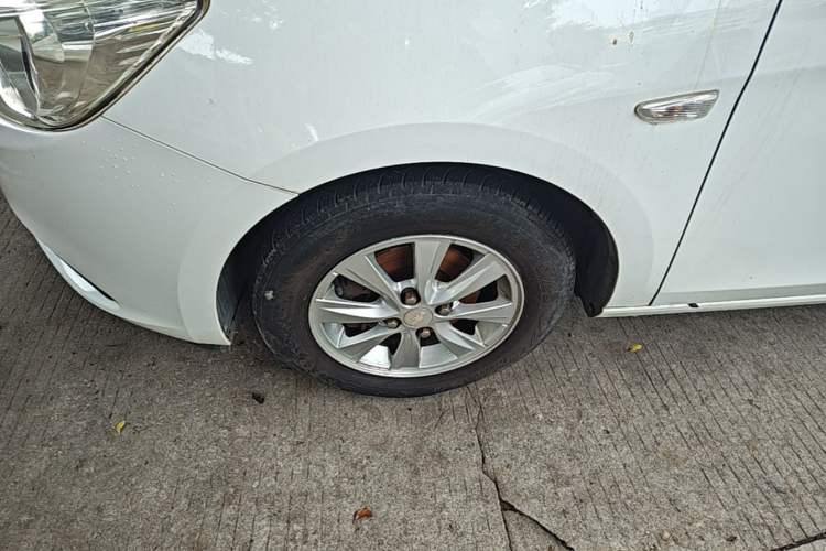 Used Chevrolet Sail 2018 Sail 3 1.5L Manual with Ideal Sunroof Edition Left Front Wheel Hub