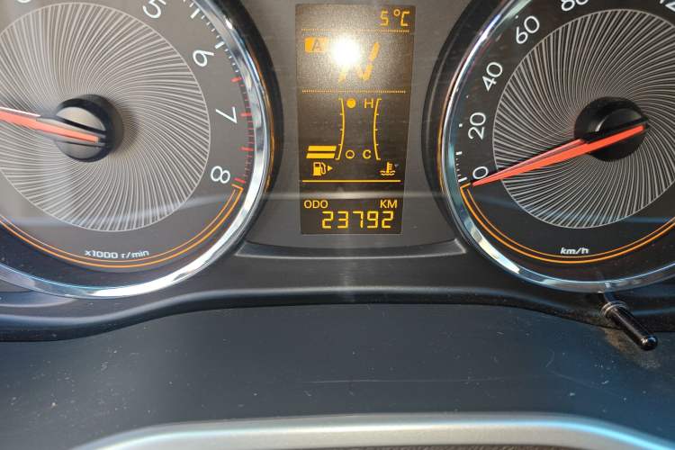 Used Chevrolet Sail 2018 Sail 3 1.3L AMT Ideal Edition Odometer Close Up