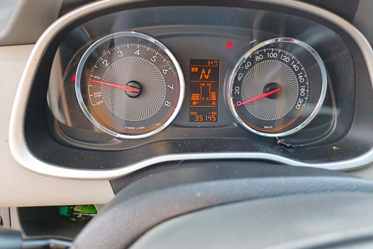Used Chevrolet Sail 2018 Sail 3 1.3L AMT Ideal Edition Odometer Close Up