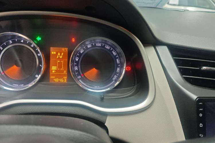 Used Chevrolet Sail 2018 Sail 3 1.5L AMT Happiness Sunroof Edition Odometer Close Up