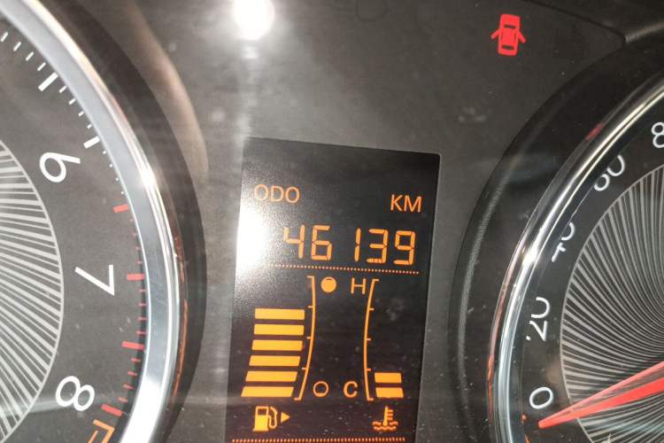 Used Chevrolet Sail 2018 Sail 3 1.3L Manual Comfort Sunroof Edition Odometer Close Up