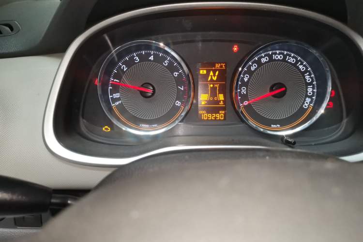 Used Chevrolet Sail 2018 Sail 3 1.3L AMT Ideal Edition Odometer Close Up