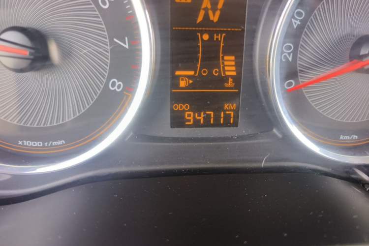 Used Chevrolet Sail 2018 Sail 3 1.3L AMT Ideal Edition Odometer Close Up