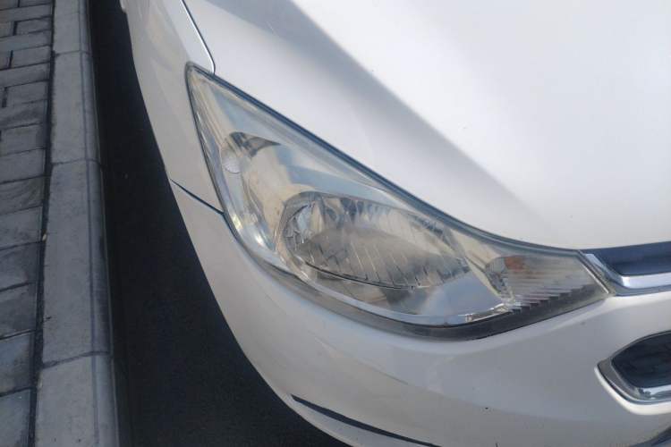 Used Chevrolet Sail 2018 Sail 3 1.3L AMT Ideal Edition Right Front Headlight