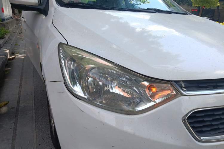 Used Chevrolet Sail 2018 Sail 3 1.5L Manual with Ideal Sunroof Edition Right Front Headlight