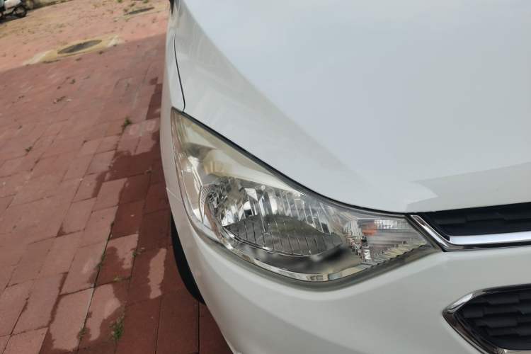 Used Chevrolet Sail 2018 Sail 3 1.5L Manual with Ideal Sunroof Edition Right Front Headlight