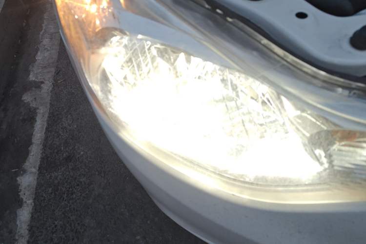 Used Chevrolet Sail 2018 Sail 3 1.3L Manual Comfort Sunroof Edition Right Front Headlight