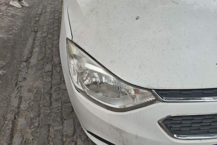 Used Chevrolet Sail 2018 Sail 3 1.3L AMT Ideal Edition Right Front Headlight
