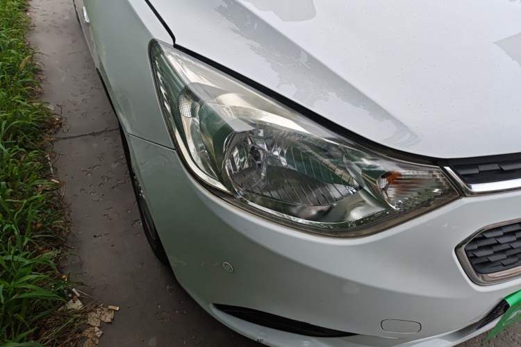 Used Chevrolet Sail 2018 Sail 3 1.3L Manual Comfort Sunroof Edition Right Front Headlight