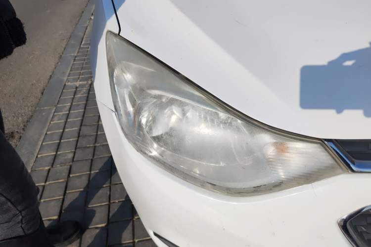 Used Chevrolet Sail 2018 Sail 3 1.3L AMT Ideal Edition Right Front Headlight