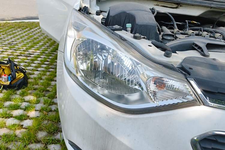 Used Chevrolet Sail 2018 Sail 3 1.3L AMT Ideal Edition Right Front Headlight