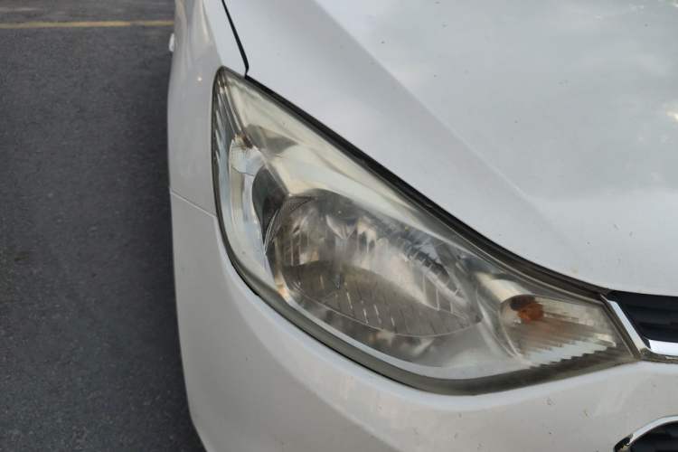 Used Chevrolet Sail 2018 Sail 3 1.3L AMT Ideal Edition Right Front Headlight