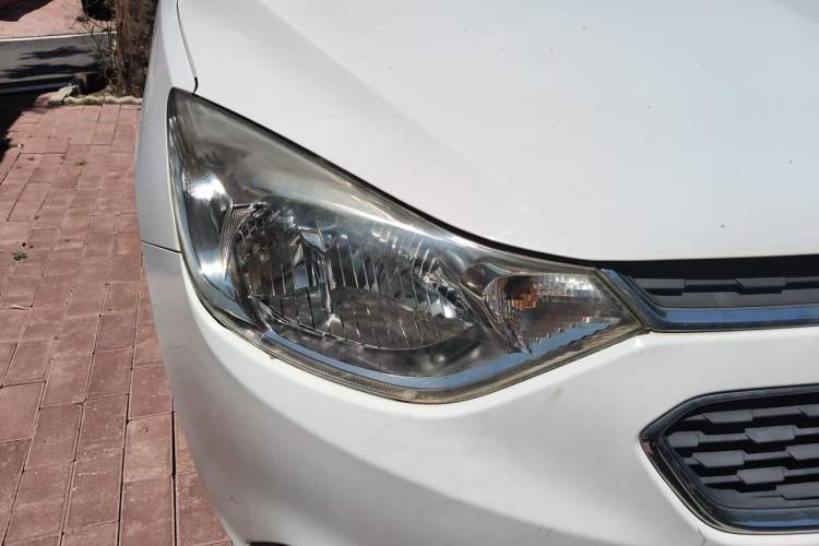 Used Chevrolet Sail 2018 Sail 3 1.3L AMT Ideal Edition Right Front Headlight