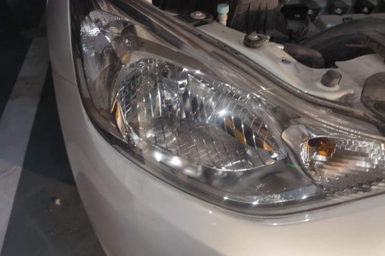 Used Chevrolet Sail 2018 Sail 3 1.3L AMT Ideal Edition Right Front Headlight