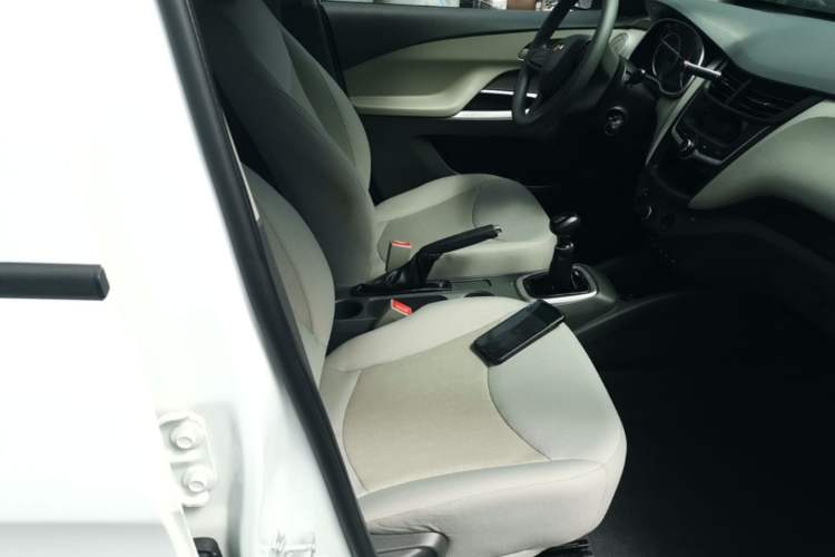 Used Chevrolet Sail 2018 Sail 3 1.5L Manual with Ideal Sunroof Edition Right Front Seat